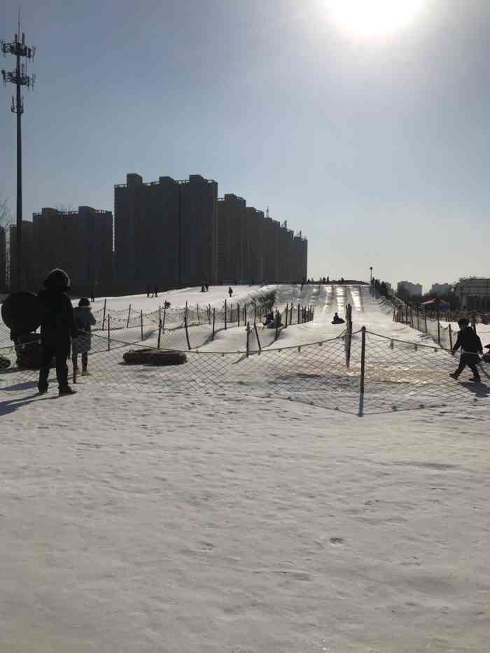 保定植物园滑雪场"宝贝玩的很高兴,有时间还会去的-大众点评移动版