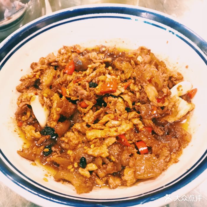 鲁哥饭店鲁哥家肉炒肉图片