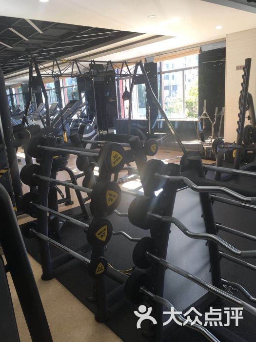 Hi菲特尼斯健身游泳会所:私教价格那么贵的 现