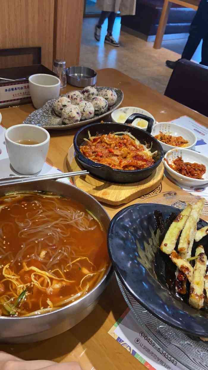 朴家韩乡缘韩国餐厅(长青2店"比较正宗的韩国菜,环境很干净,而且