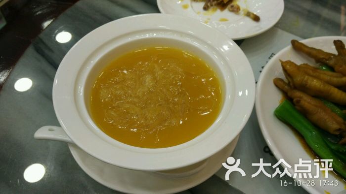 进补堂养生馆燕鲍翅炖汤的点评