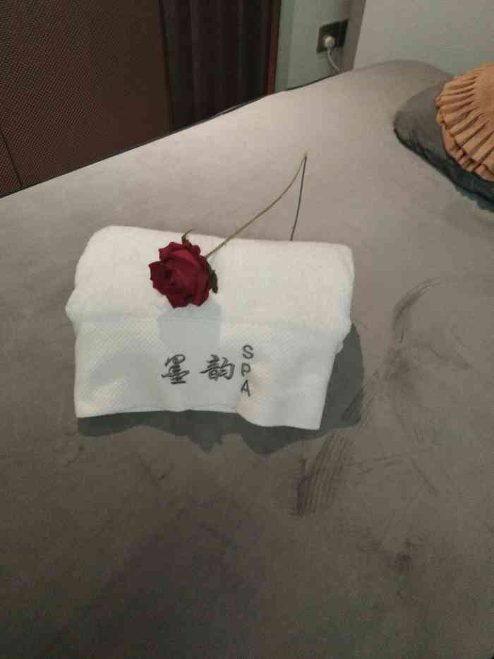 墨韵spa(虹井路店)-"商家位于地铁10号线龙柏新村站3.