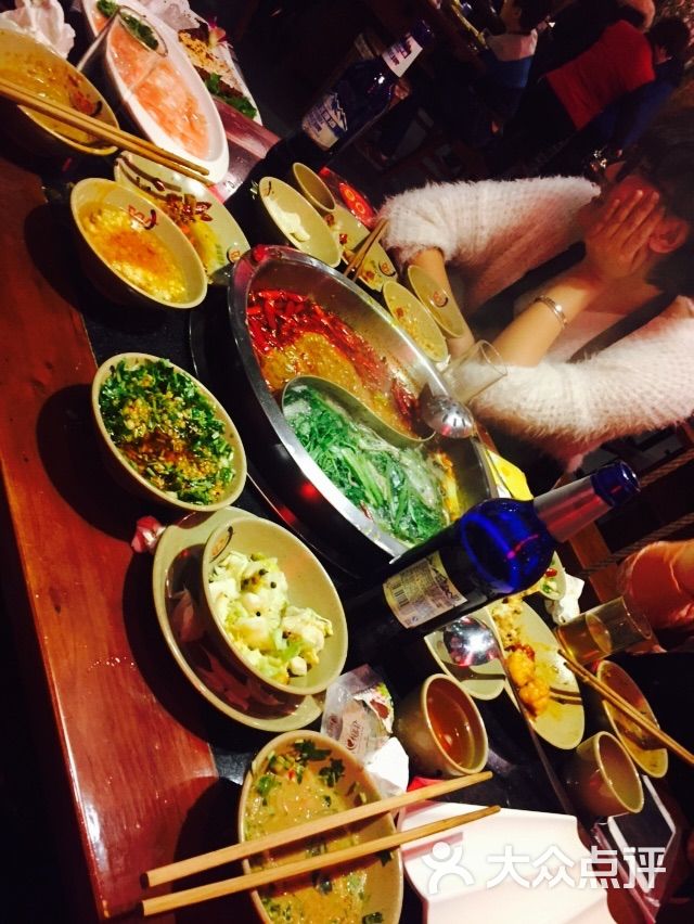 渝味晓宇重庆火锅(桂林路店)