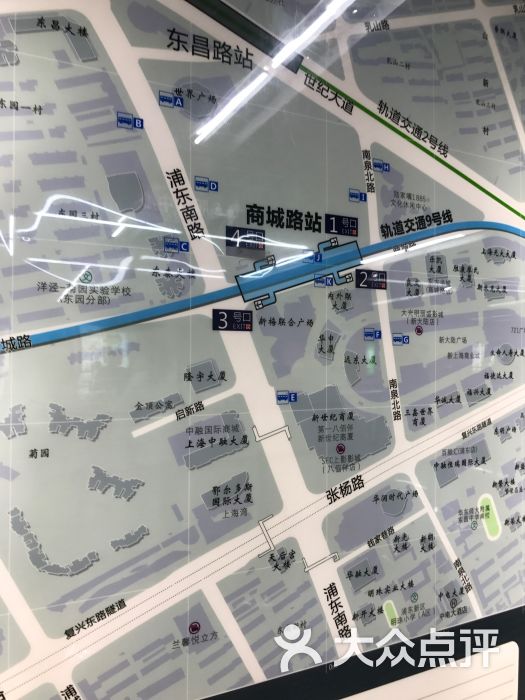 商城路-地铁站图片 第4张