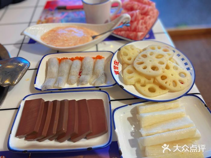 贤合庄卤味火锅(三里屯店)图片