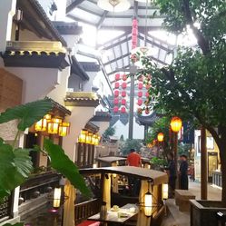 苏州江南大院人均消费_苏州码头烟雨江南图片