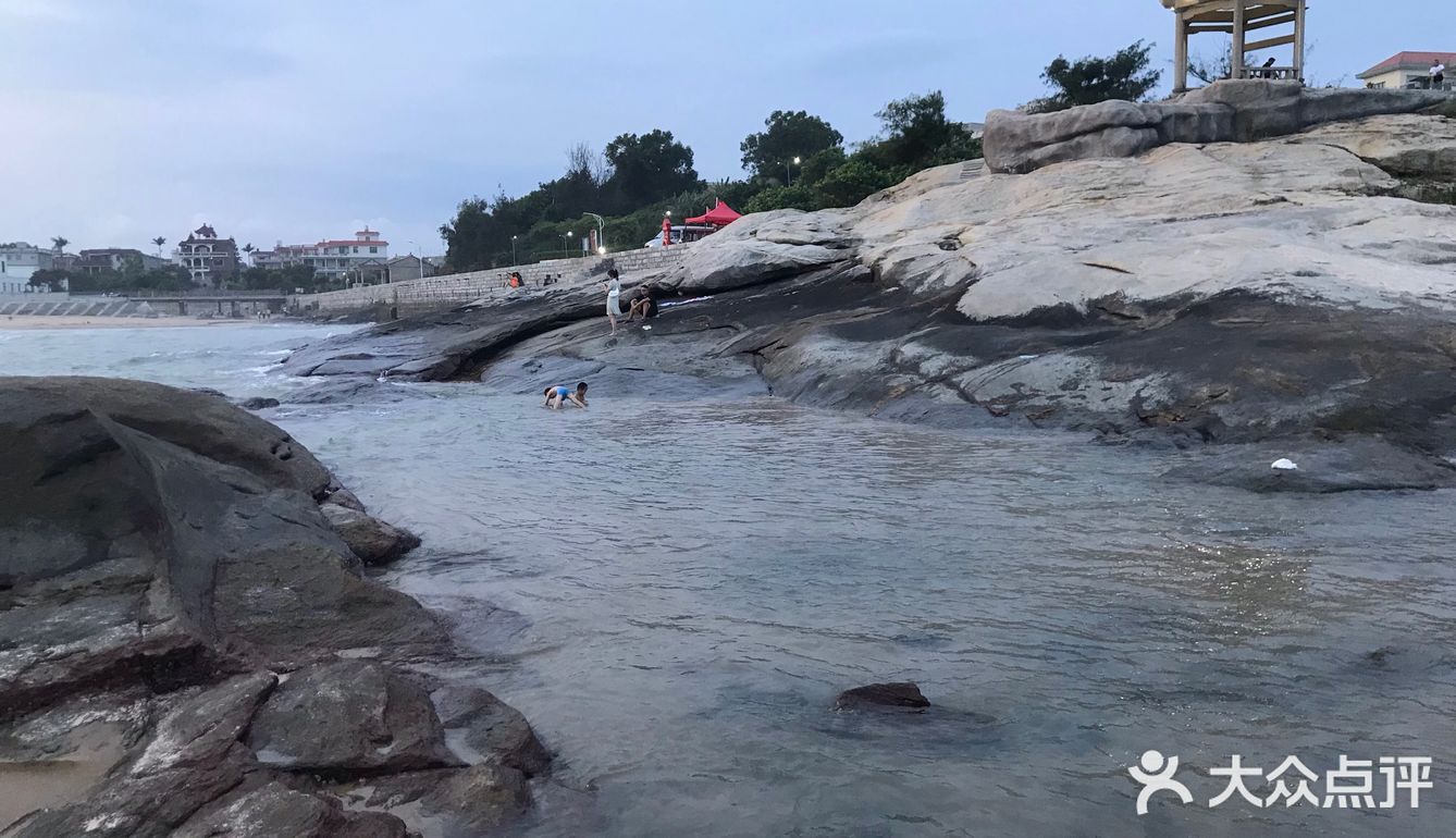 晋江龙湖石圳海滩的一道美丽风景