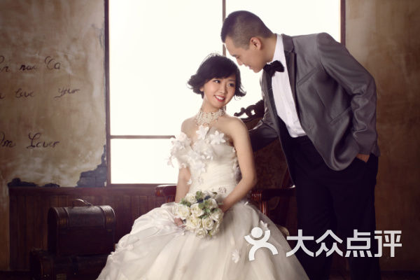 兄弟婚纱摄影工作室_格林兄弟婚纱摄影工作室(2)