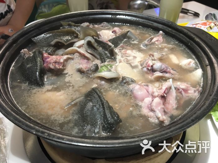 水鱼鸡煲