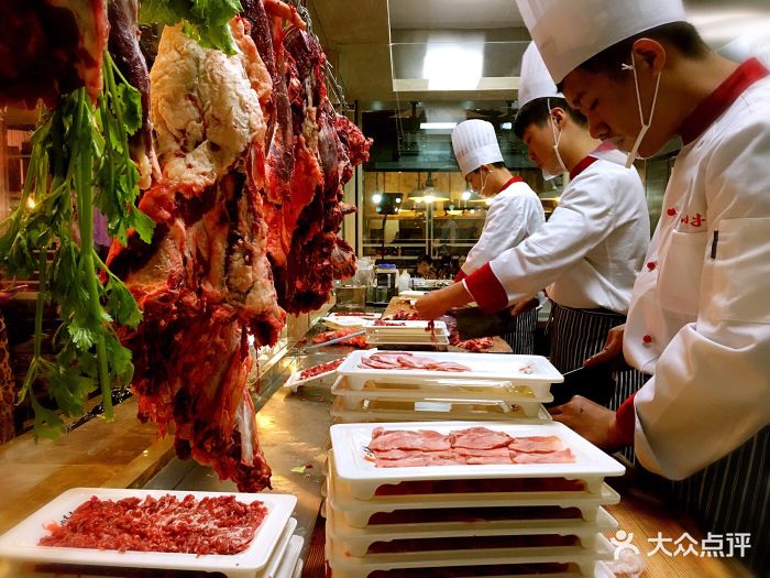 小黄牛潮汕牛肉火锅(高新会展中心店)明档厨房图片 - 第6张