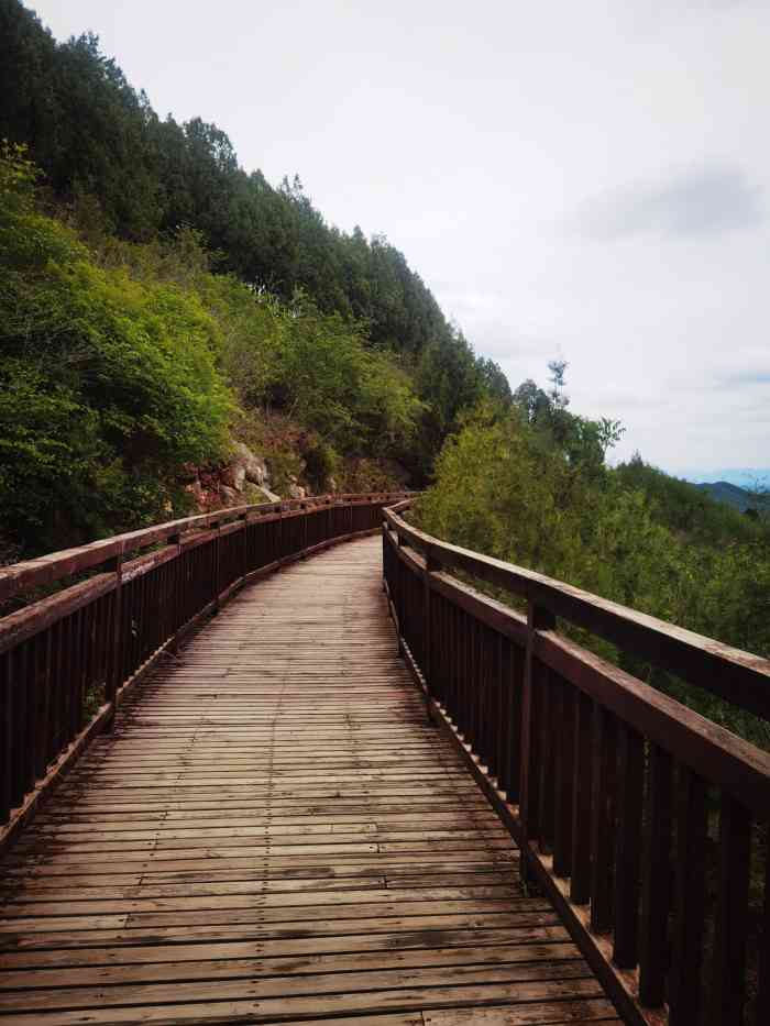 雁栖湖西山步道-"可以俯瞰雁西湖的非常美丽的栈道,长