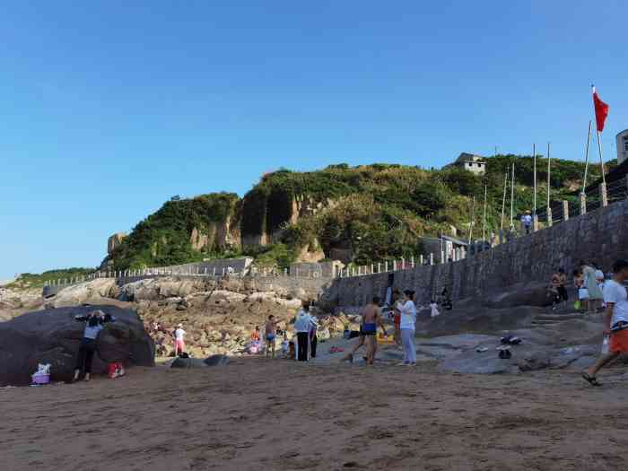 洞下海滨浴场"推荐理由:东濒东海,沙滩总长700多米-大众点评移动版