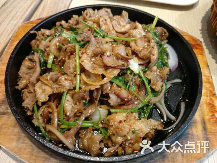 铁板孜然羊肉