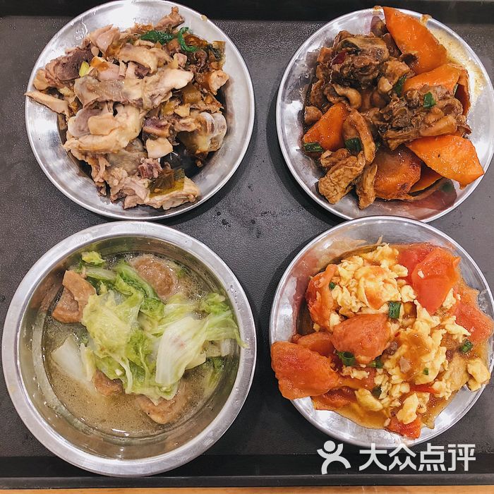华中科技大学东三食堂