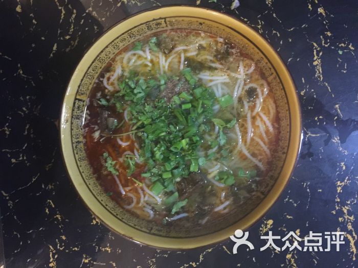 酸菜牛肉粉