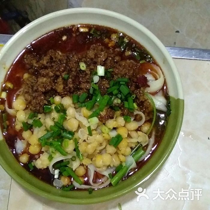 豌杂刀削面                 瑞霖0918           一不吃饭就胃疼