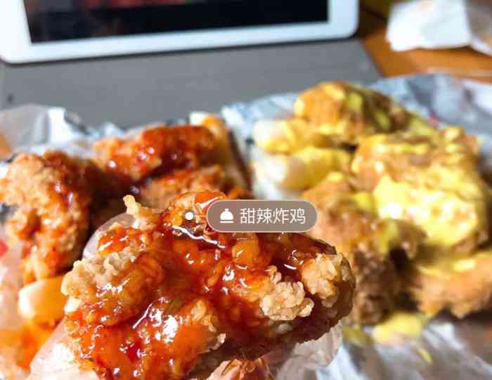 k chicken韩国炸鸡-"点了双拼的外卖「甜辣炸鸡」甜辣