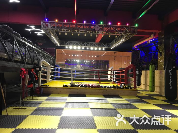 ofs兽人格斗拳馆(双井店)图片 - 第3张
