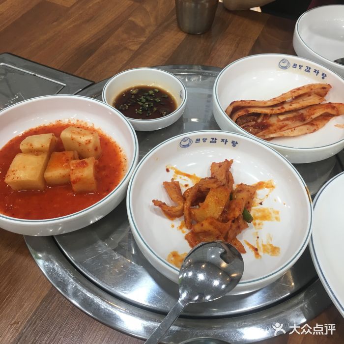 元堂脊骨土豆汤(明洞2号店)