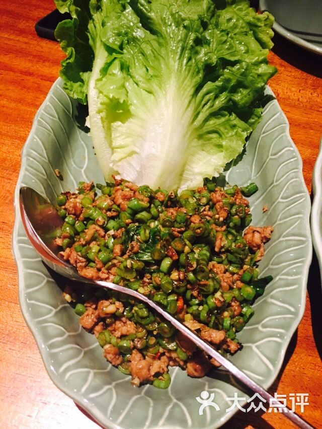 生菜包肉(牛,鸡,猪)