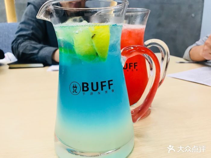 BuFF电竞手游轰趴馆