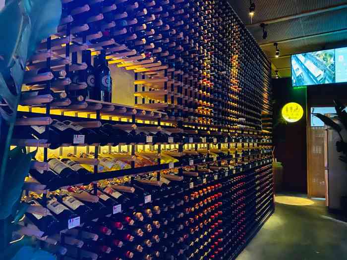 不二·民谣音乐餐酒吧(九眼桥店)-"成都有意思的酒吧
