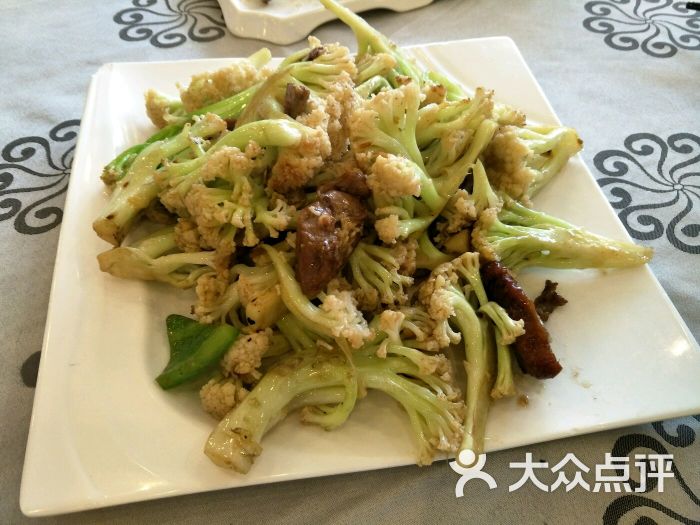 烧鹅汁炒台山菜花