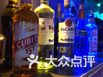 酒网排名_酒吧酒图片