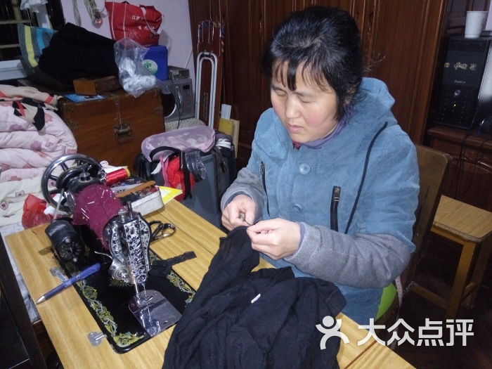 改衣服 换拉链-图片-上海生活服务
