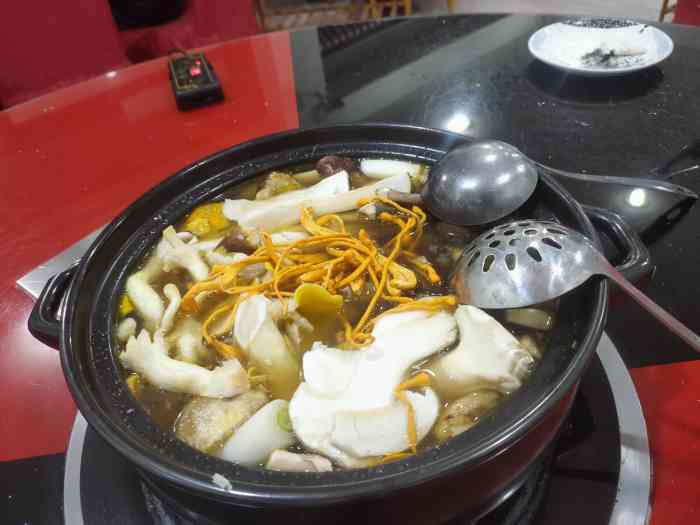 菌粹源野生菌-"菌粹源野生菌火锅店 来昆明玩,朋友请客.