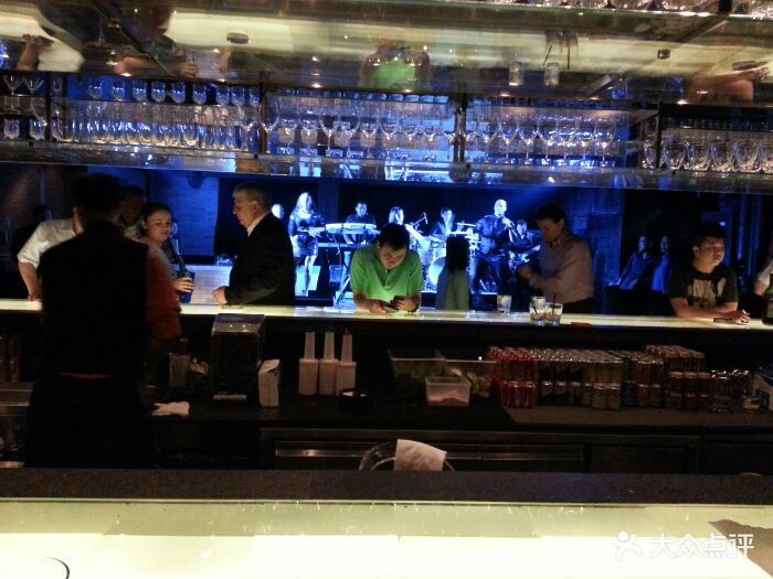 银泰秀酒吧人均消费_酒吧图片喝酒真实照片(2)