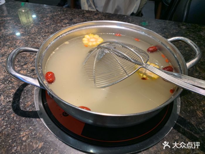 汕头八合里海记牛肉店(中山公园店)牛骨清汤锅底图片 - 第4420张