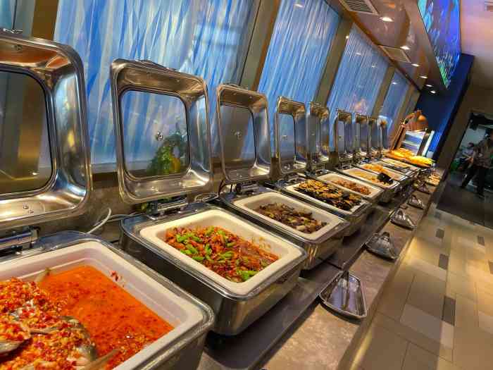 曼哈顿精选海鲜(虹口龙之梦店)-"超值的自助餐来啦!了