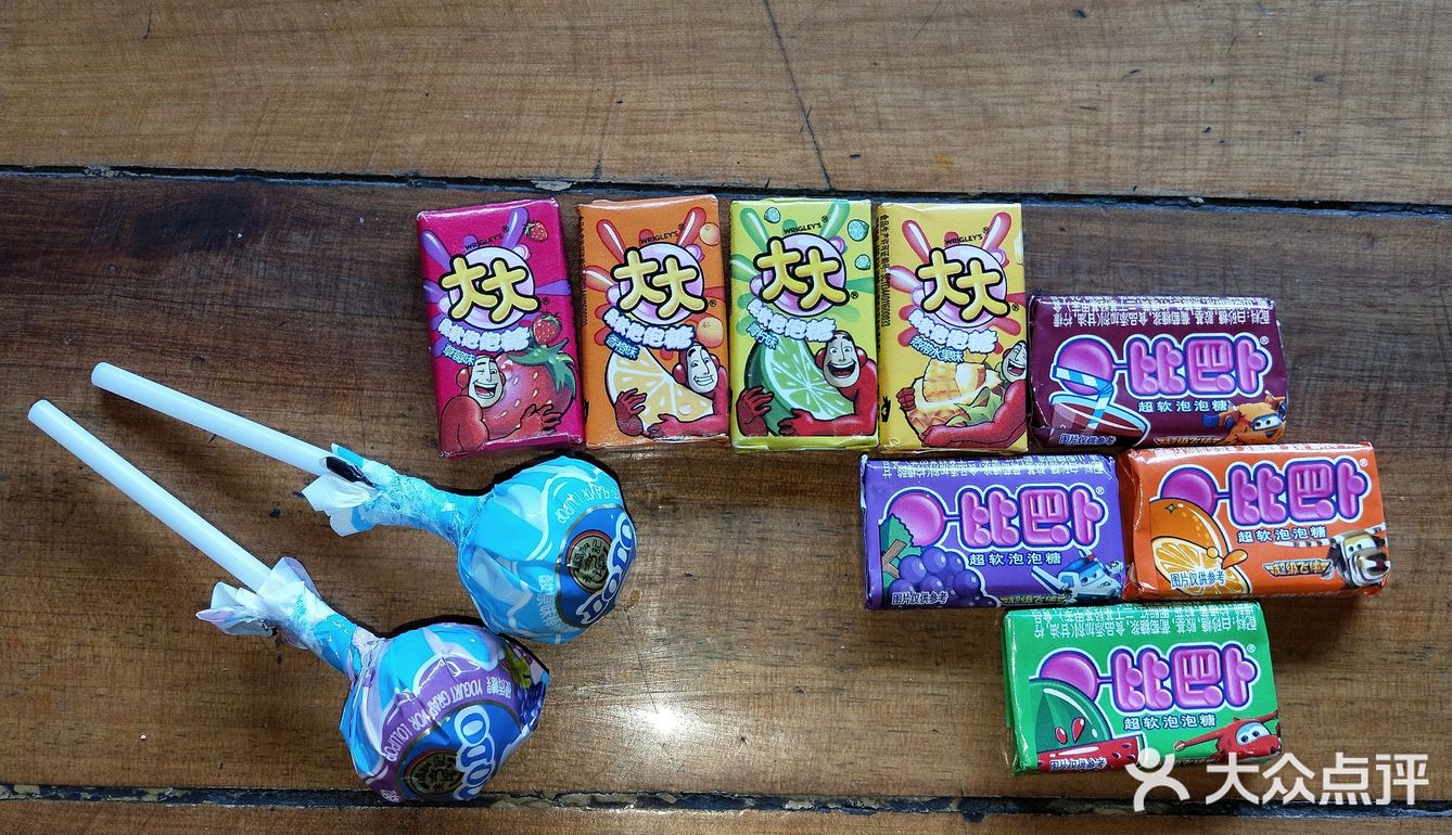 徐福记,比巴卜,大大这些个可以说是佼佼者了