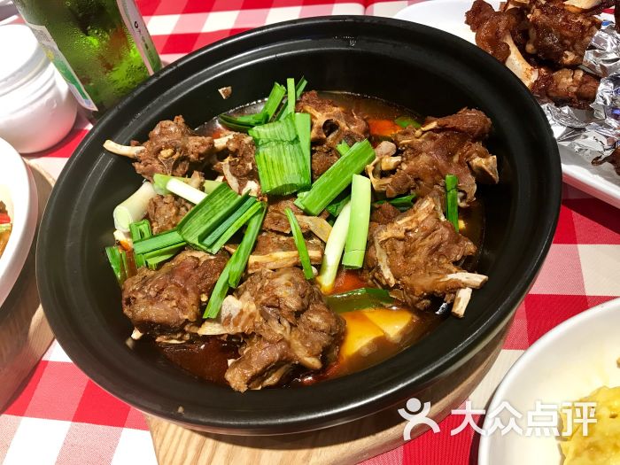 羊蝎子煲