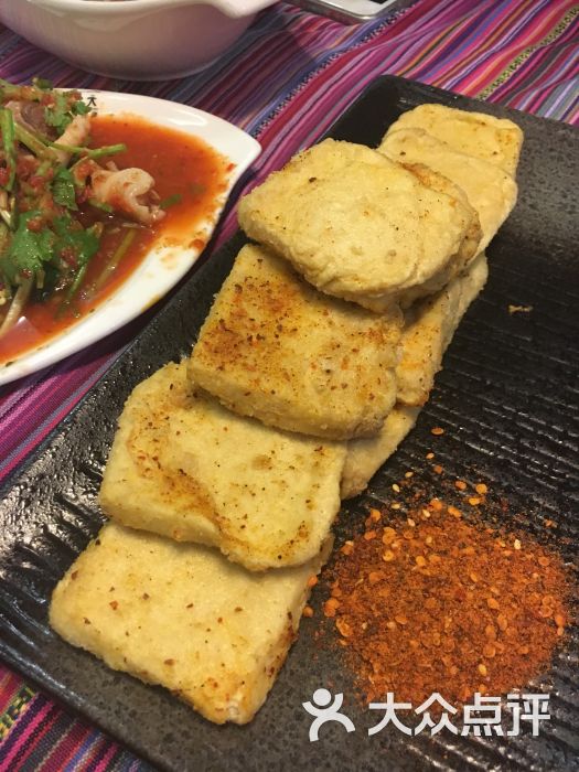 香巴拉云南餐厅(华莱坞店)铁板石屏包浆豆腐图片 第8张