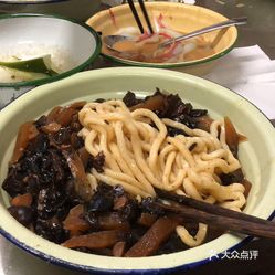 律姥姥京味面馆的烂肉面好不好吃?用户评价口
