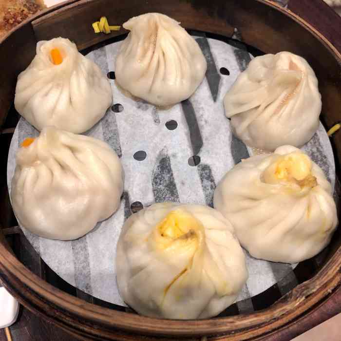 富春小笼(愚园路店)-"流金岁月蒋南孙刘诗诗吃早饭的餐厅～喜欢小.