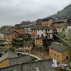 阳产土楼