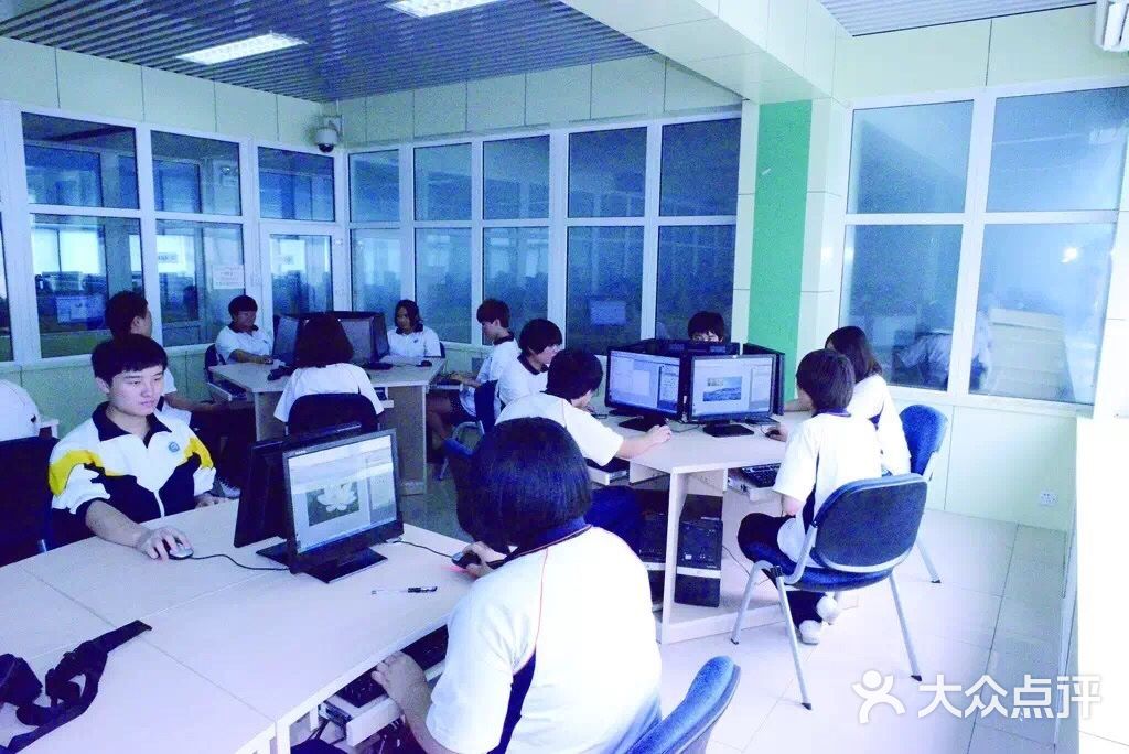 北京轻工技师学院基础教学部图片 - 第2张