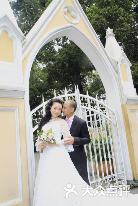 时尚芭莎婚纱艺术摄影(沙面总店)-1018885-g1