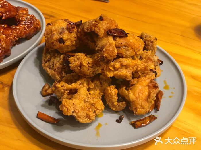 flypizzahoodadakchicken(三里屯店)川香麻辣炸鸡图片