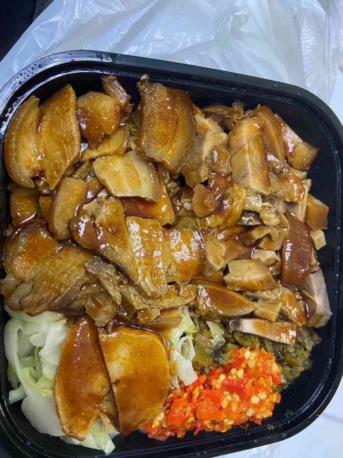 传承猪脚饭(阳光100店"大热天真的不是很想出门,在办公室点的外卖.