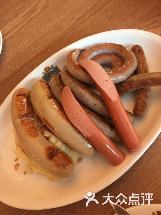普兰达德国餐厅香肠拼盘图片 第3张