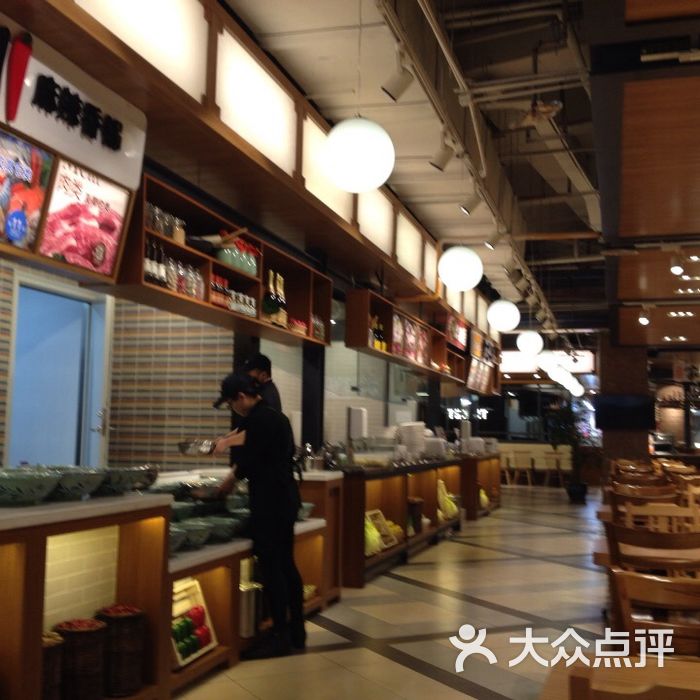 亚惠美食广场(龙湖时代天街店)