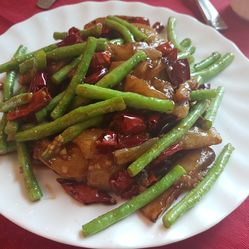 怎样炒青豆不变色 NfsYghMKl-lrbCIu_SogS17CXvphnkThOS8_BnOquhUiWckIbiCo3OTQ4xPEhrctF5u7J_jS4MuCaeLAHD0KTg.jpg