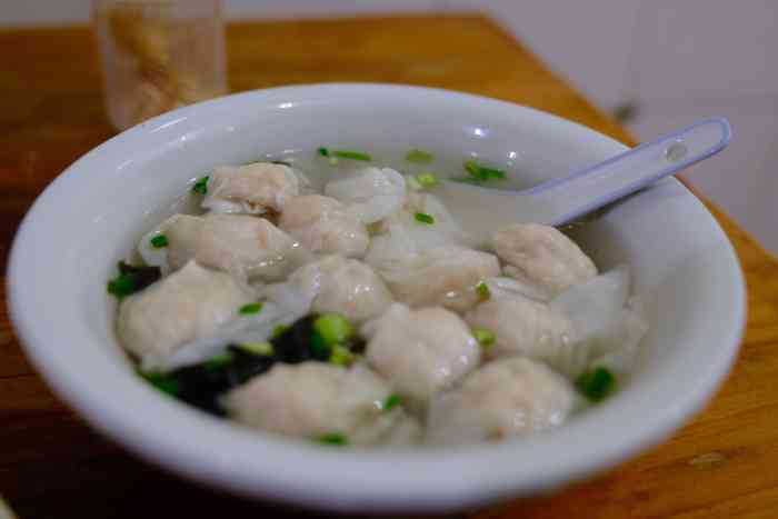 建阳水吉小吃(前进巷店)-"「水吉扁肉」一粒一粒很大颗,肉非常饱满有.