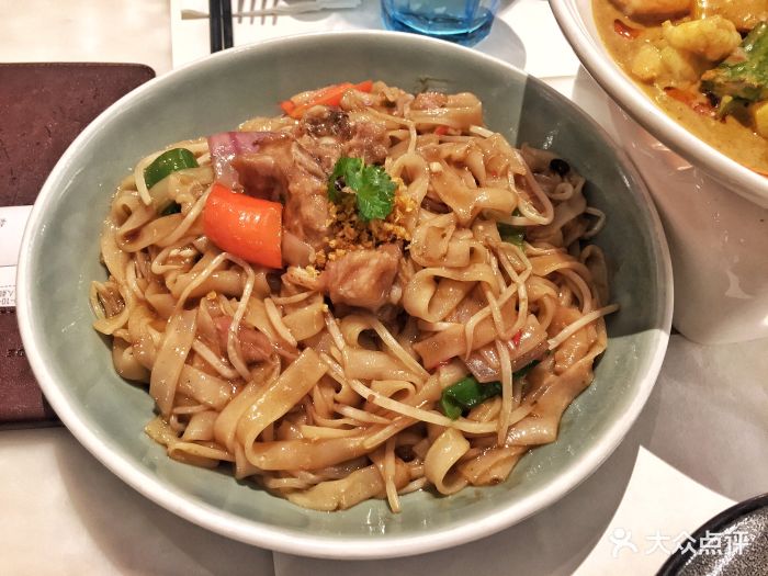 豉汁排骨炒河粉