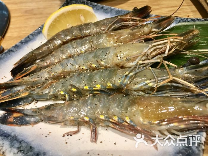 盐烧黑虎虾
