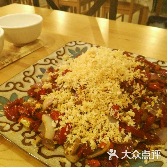 朴原青年餐厅金沙牛肉图片 - 第2张